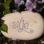 Gravure naam in steen
